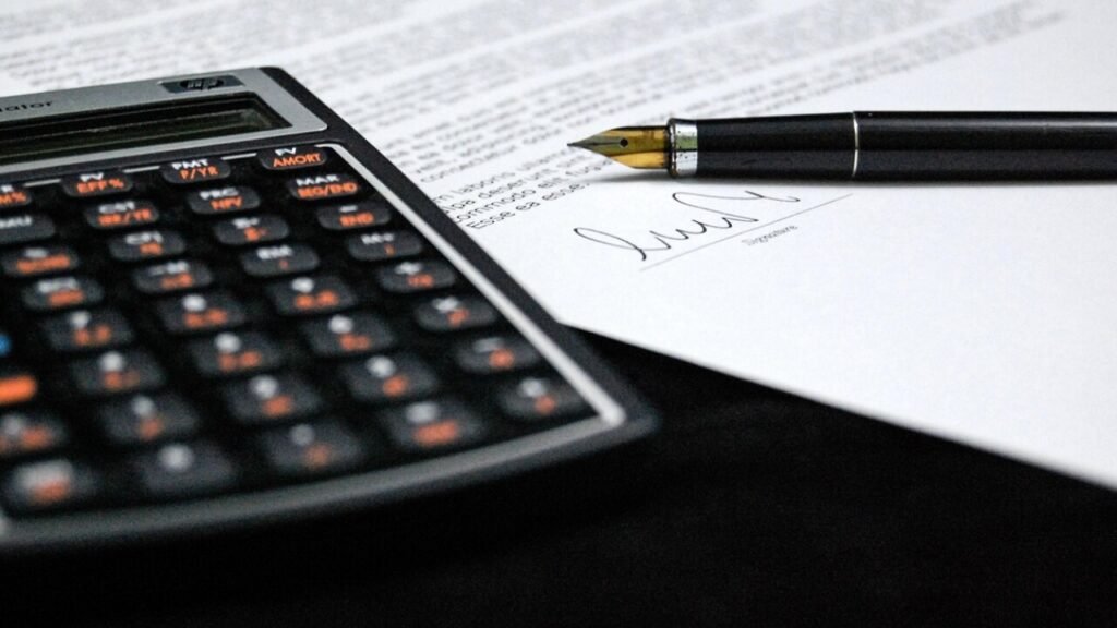 Business sales agreement contract – free PDF download